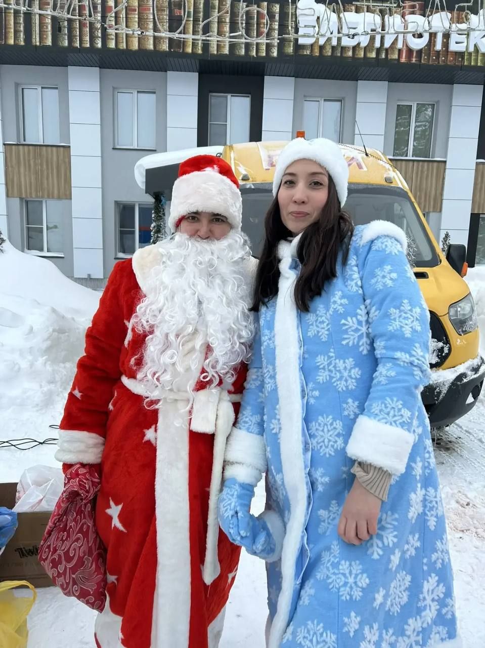 Сабаның Үзәк чыршысы янында ветеринария хезмәткәрләре балалар өчен Яңа ел бәйрәме оештырды (фоторепортаж)