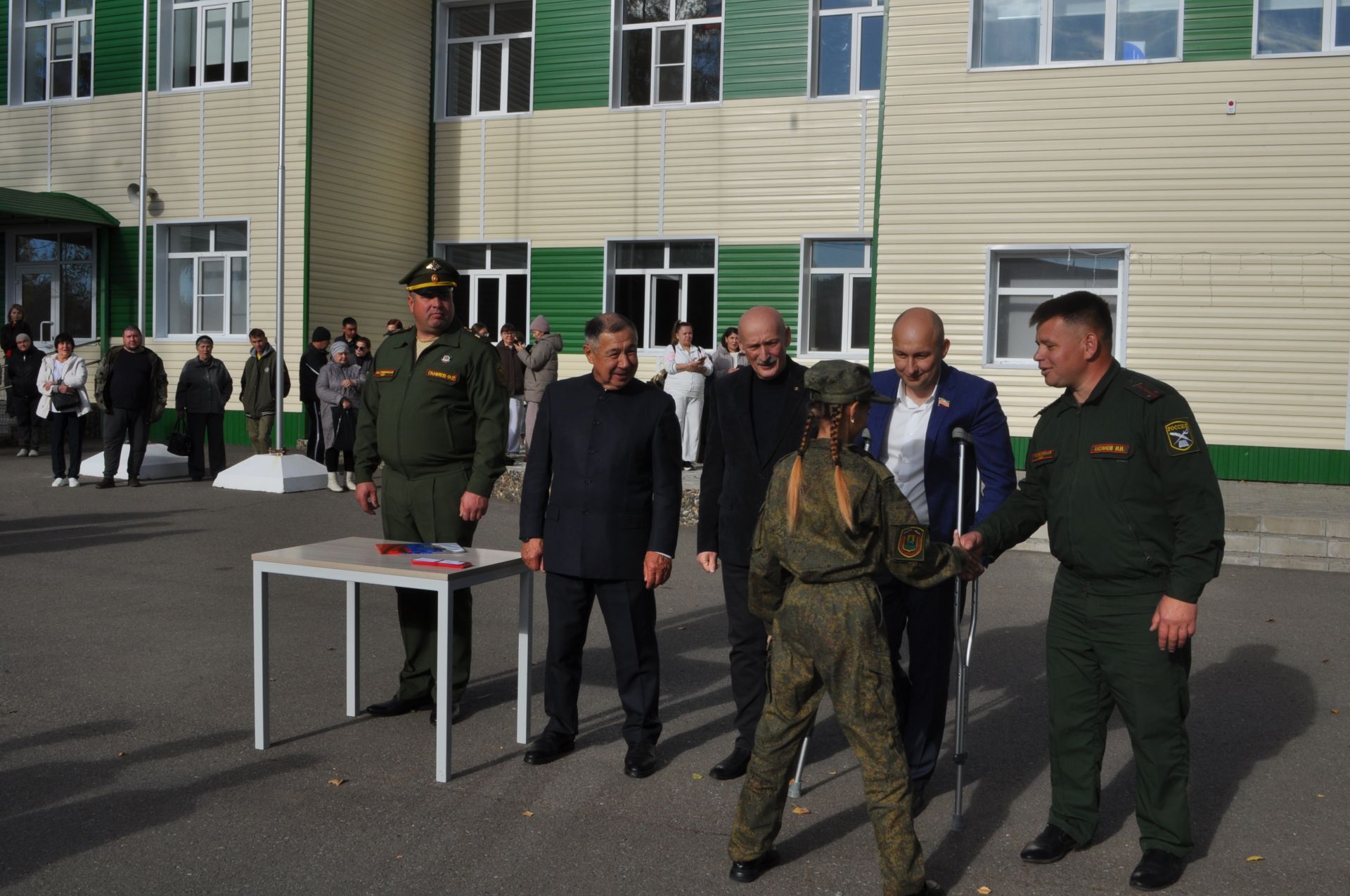 Иске Икшермә кадет-интернат мәктәбендә 48 укучы тантаналы ант бирде