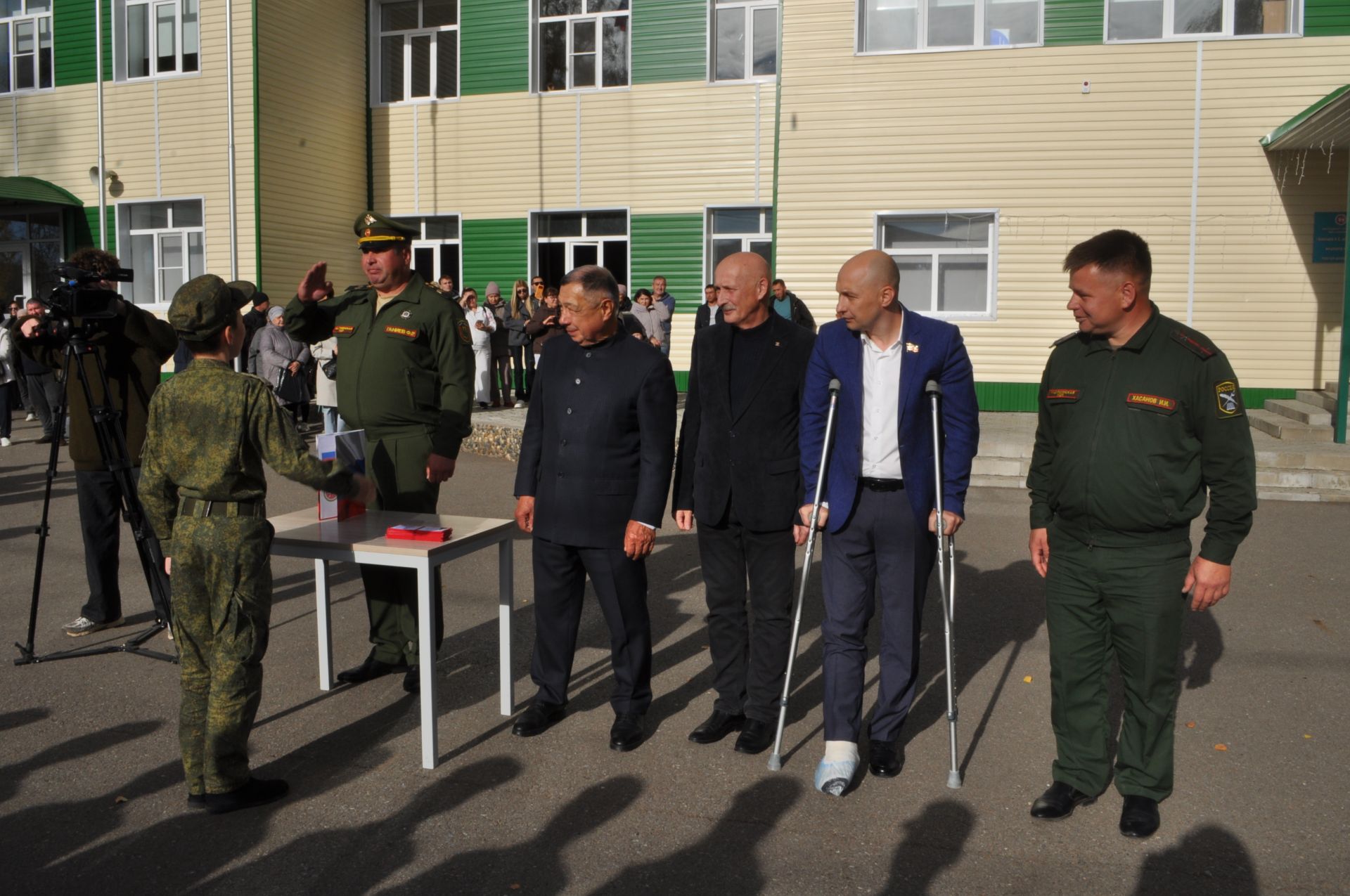 Иске Икшермә кадет-интернат мәктәбендә 48 укучы тантаналы ант бирде