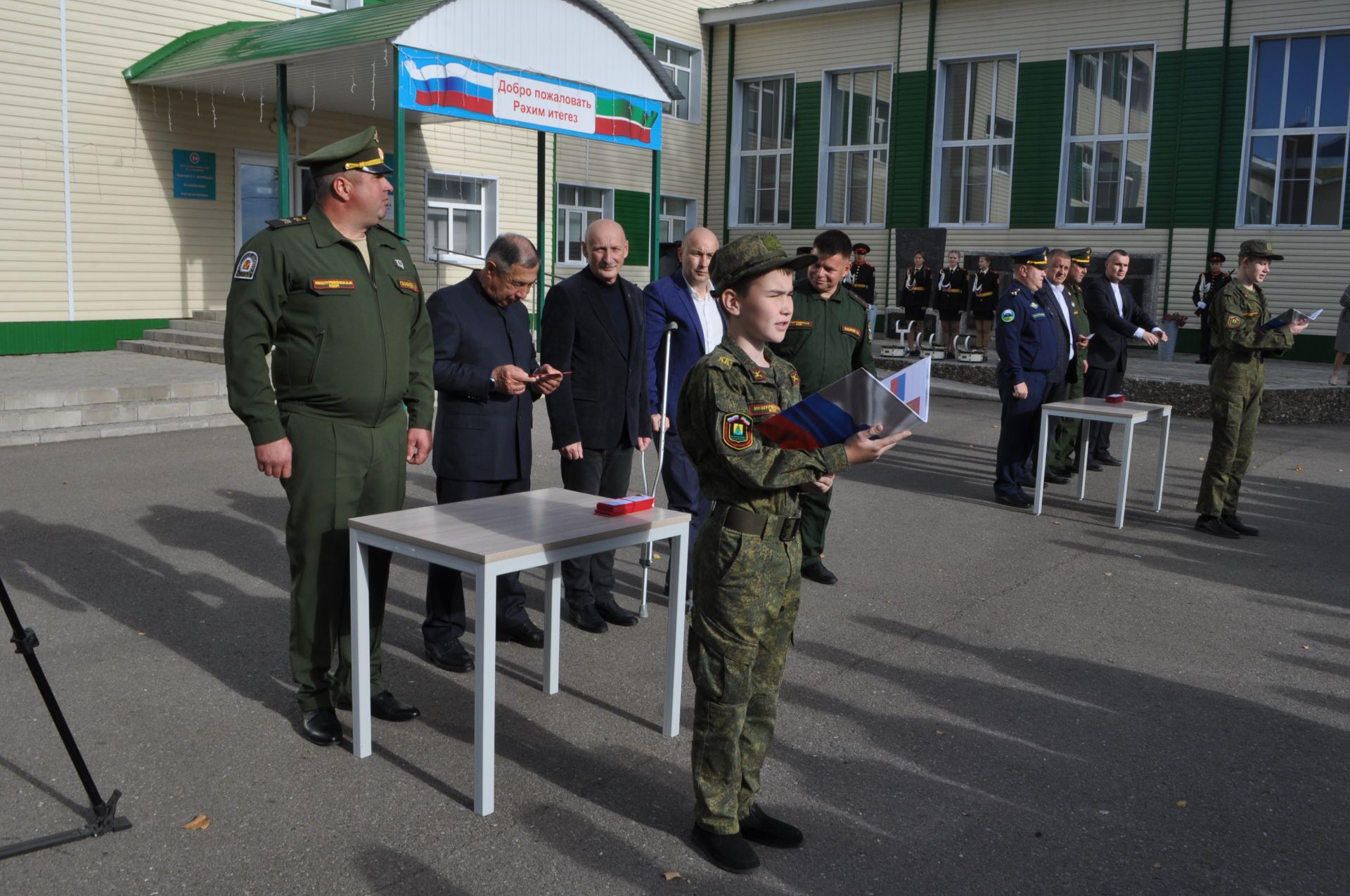 Иске Икшермә кадет-интернат мәктәбендә 48 укучы тантаналы ант бирде