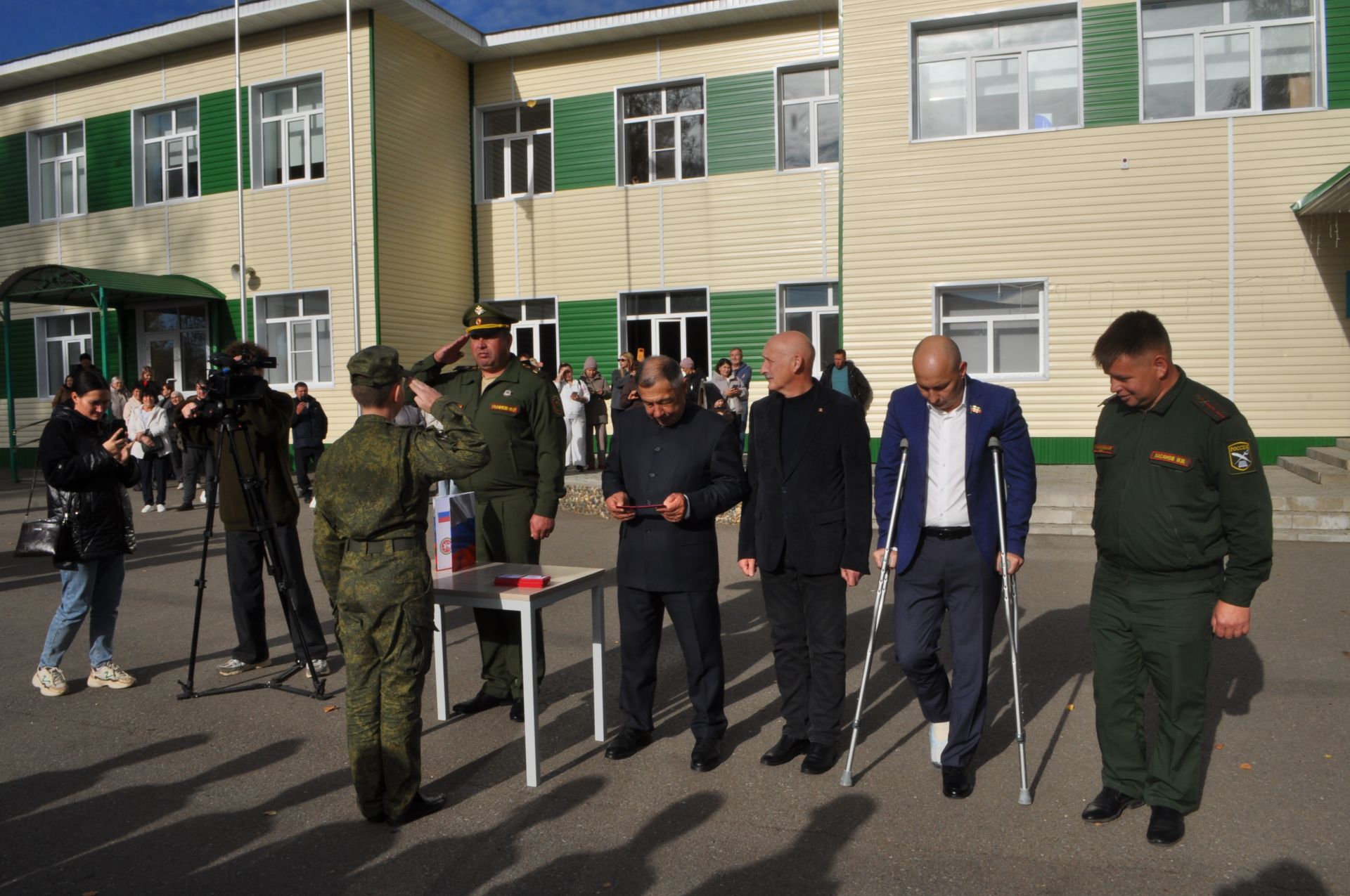 Иске Икшермә кадет-интернат мәктәбендә 48 укучы тантаналы ант бирде
