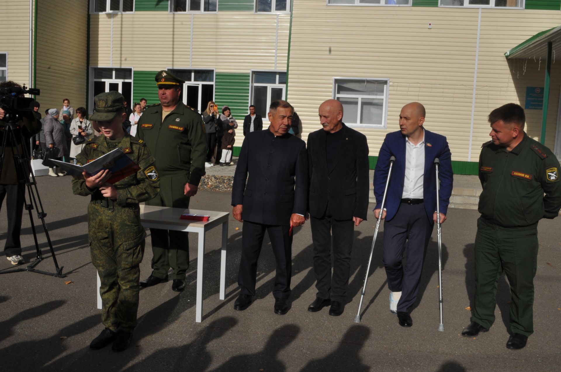 Иске Икшермә кадет-интернат мәктәбендә 48 укучы тантаналы ант бирде