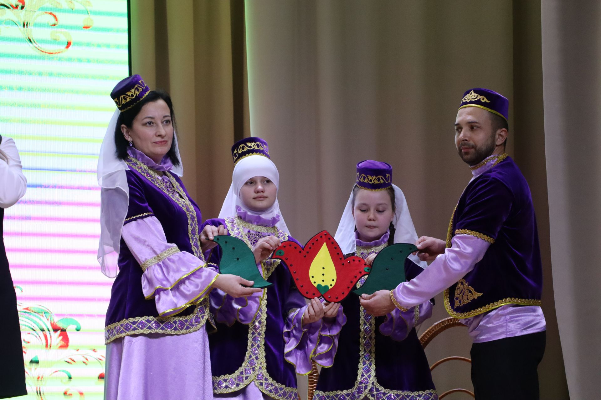 Укытучы, бала, әти-әни: иҗади өчлекнең уңыш формуласы