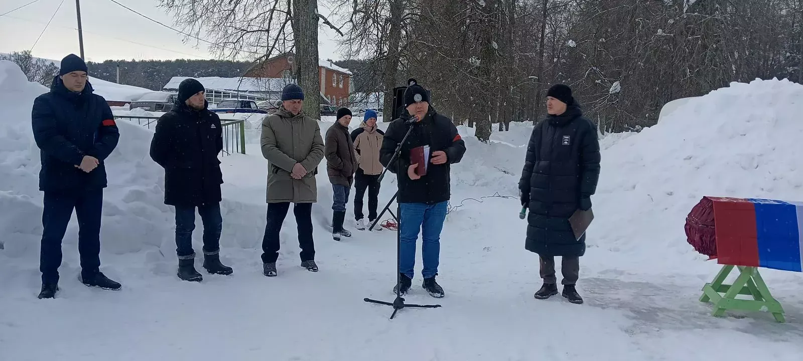Бүген Шәмәрдән халкы тагын бер батыр солдатны соңгы юлга озатты