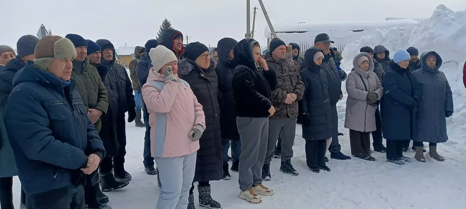 Бүген Шәмәрдән халкы тагын бер батыр солдатны соңгы юлга озатты
