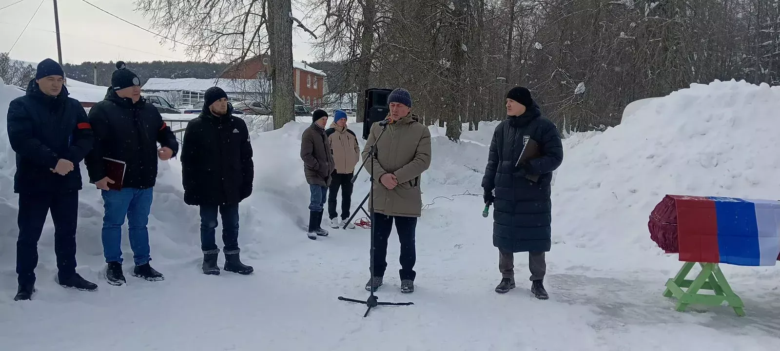 Бүген Шәмәрдән халкы тагын бер батыр солдатны соңгы юлга озатты