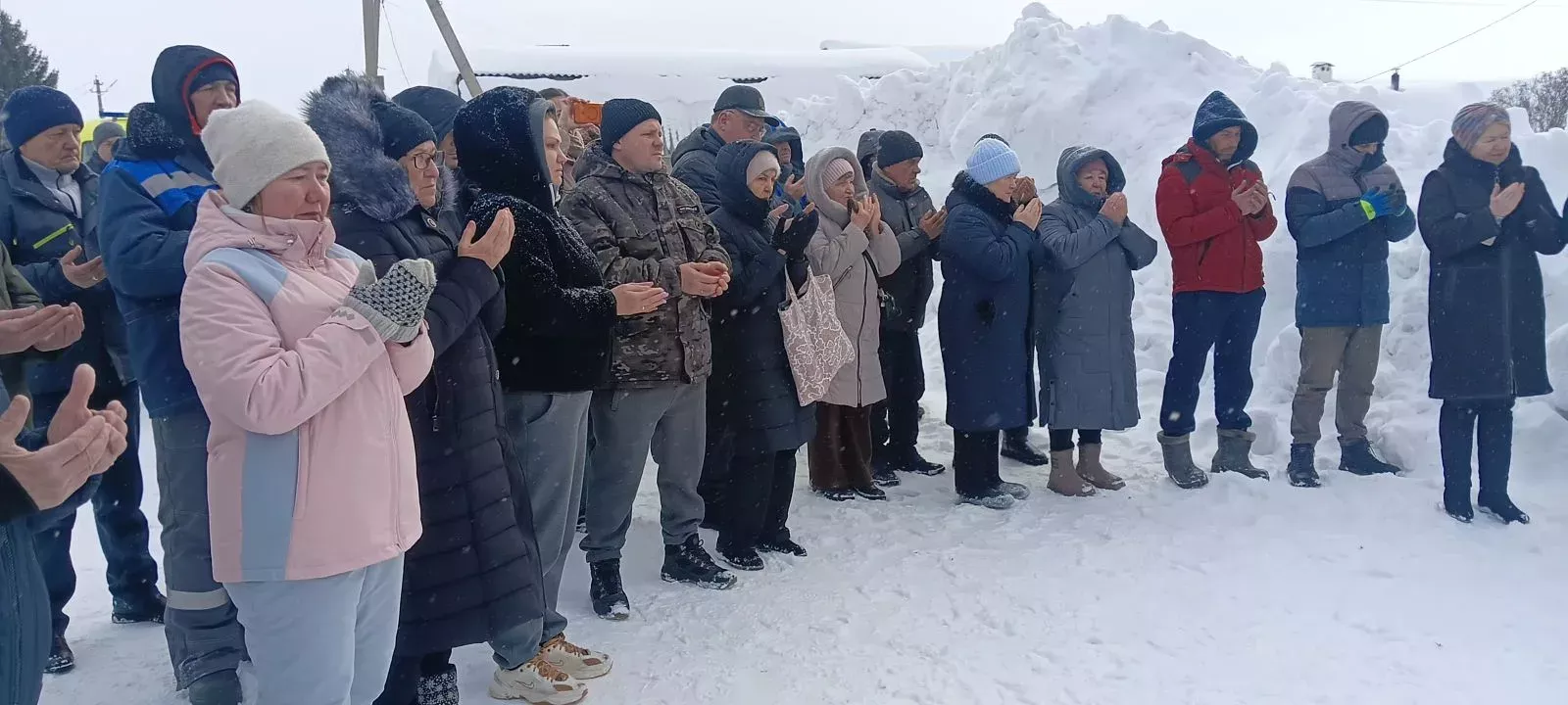 Бүген Шәмәрдән халкы тагын бер батыр солдатны соңгы юлга озатты