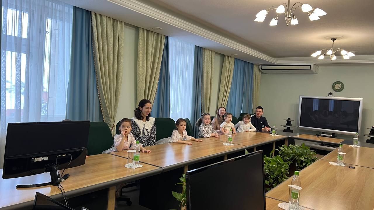 Сабада  “Татарстан Республикасында яшь гаиләләрне торак белән тәэмин итү программасы” кысаларында алты гаиләгә торак сертификатлары тапшырылды