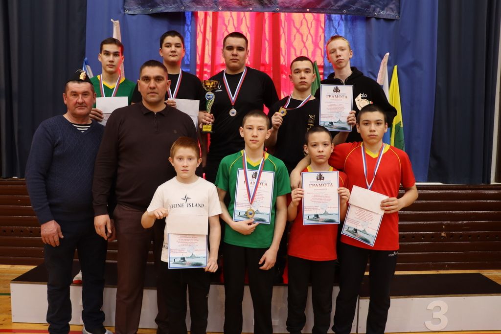 Диңгезчеләр оештырган  чара  Ватанга көчле  яшьләр тәрбияләп  үстерә