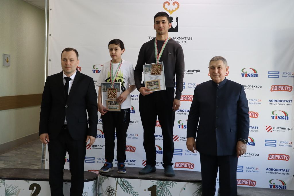 Шахматта һәр йөреш, һәр позиция — сайлау һәм җаваплылык, ә партияләр  акыллар һәм характерлар көрәше