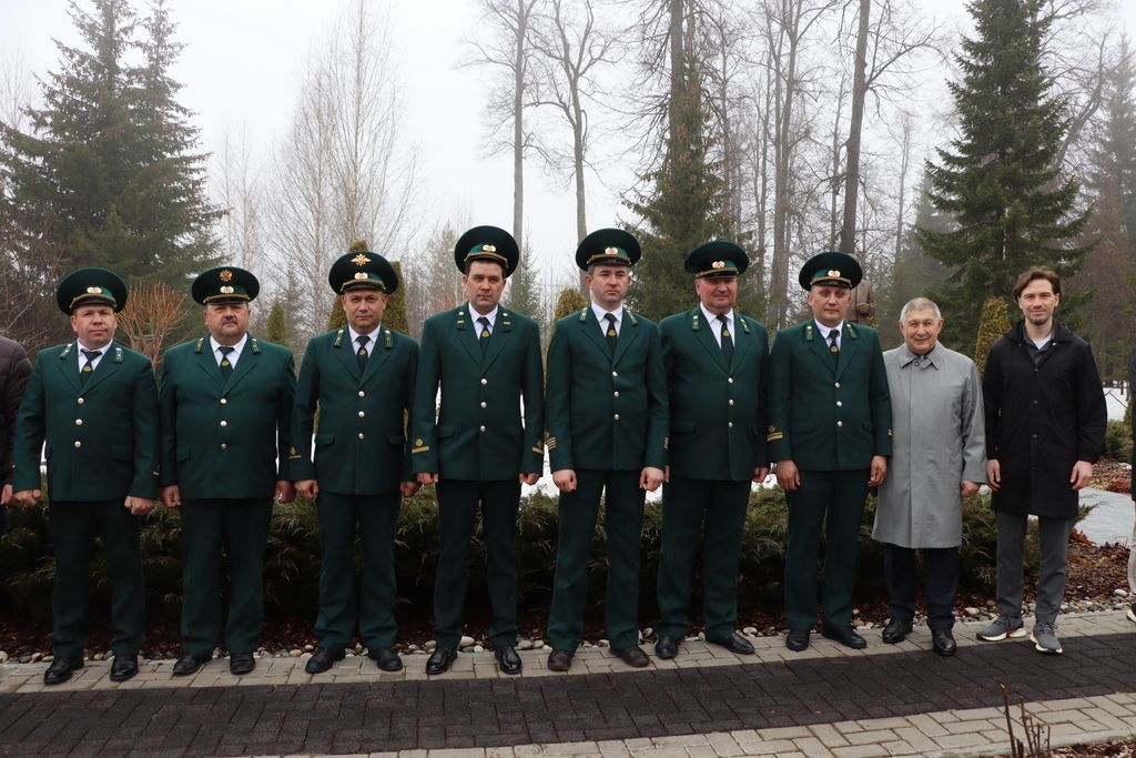 Шахматта һәр йөреш, һәр позиция — сайлау һәм җаваплылык, ә партияләр  акыллар һәм характерлар көрәше