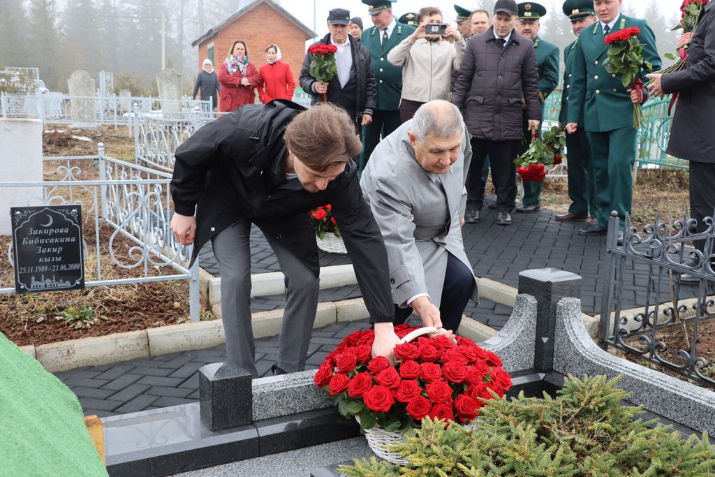 Шахматта һәр йөреш, һәр позиция — сайлау һәм җаваплылык, ә партияләр  акыллар һәм характерлар көрәше