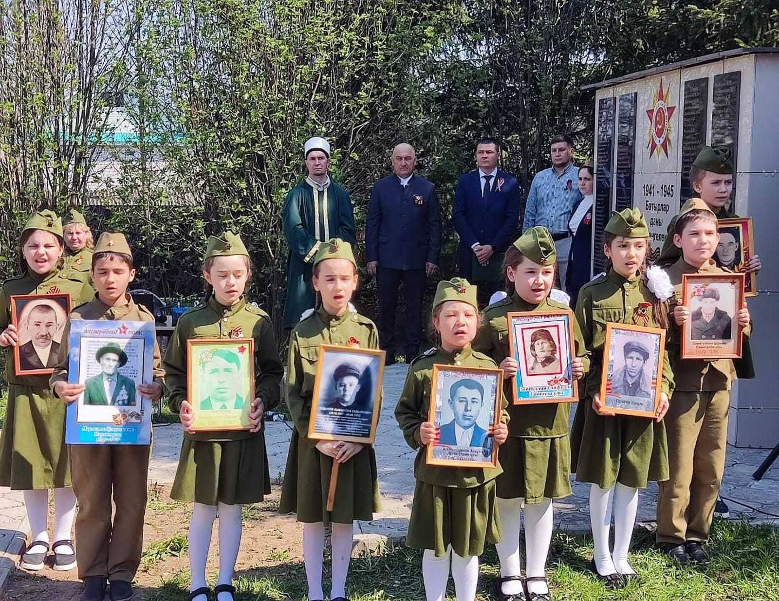 Юлбат авылында Бөек Ватан сугышында Җиңүнең 81 еллыгына багышланган Җиңү көне хөрмәтенә митинг узды
