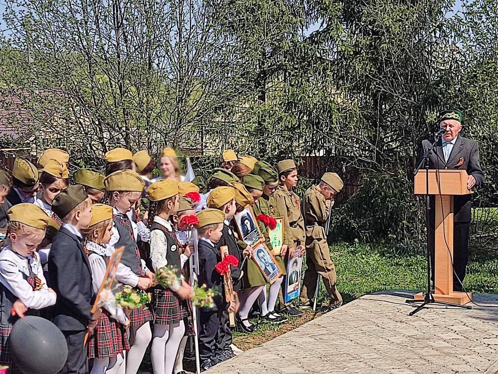 Юлбат авылында Бөек Ватан сугышында Җиңүнең 81 еллыгына багышланган Җиңү көне хөрмәтенә митинг узды