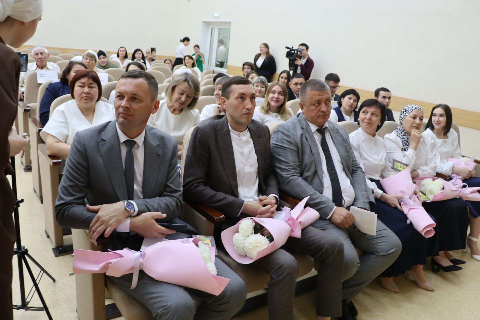 Хыяллар ак җилкән...