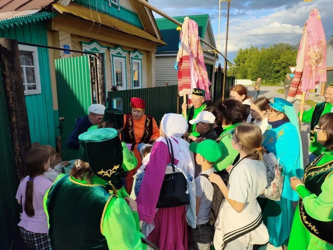 Сабантуйлар якынлаша, шәмәрдәнлеләр бирнә  җыя