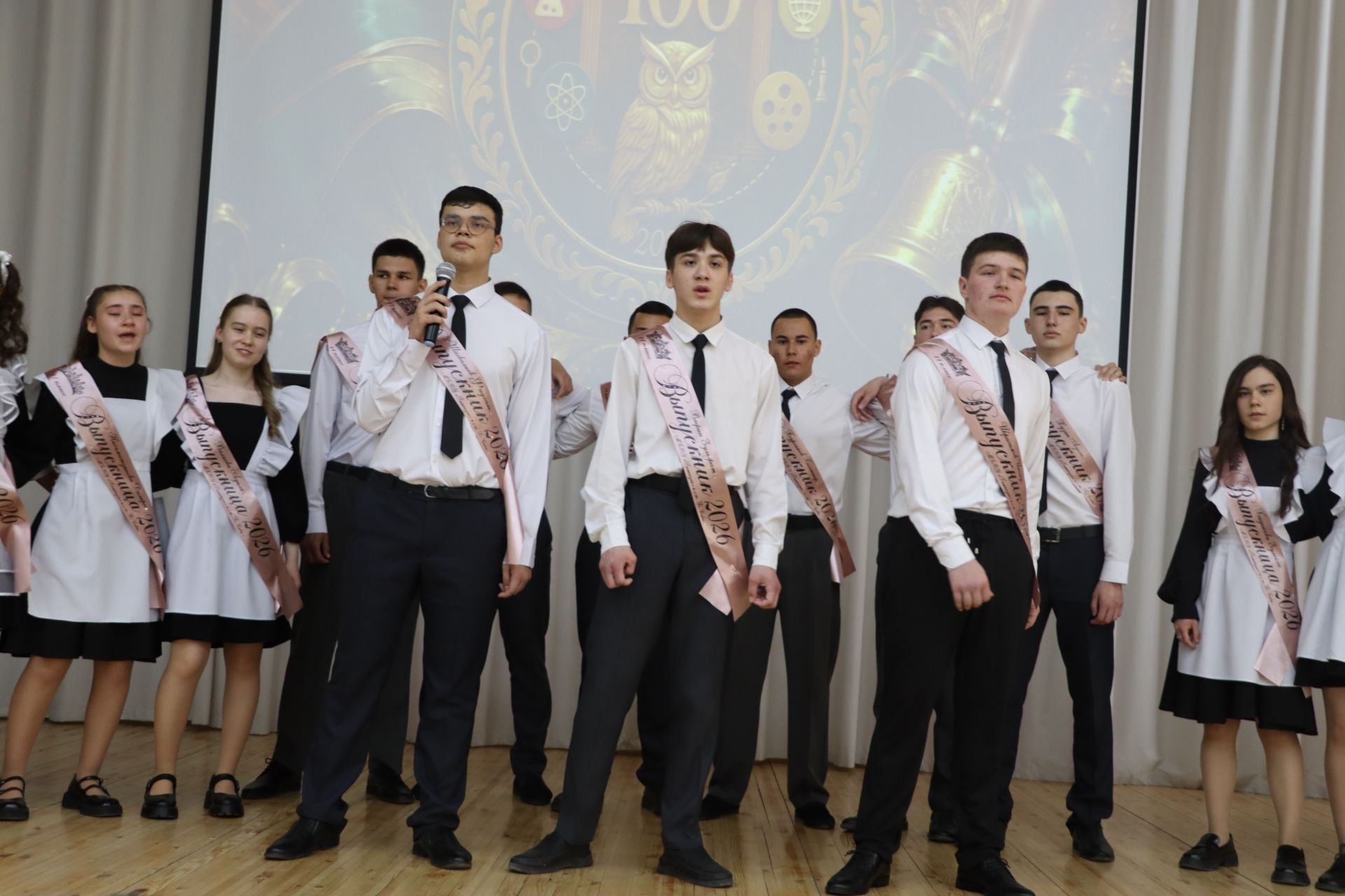 Хыяллар ак җилкән...