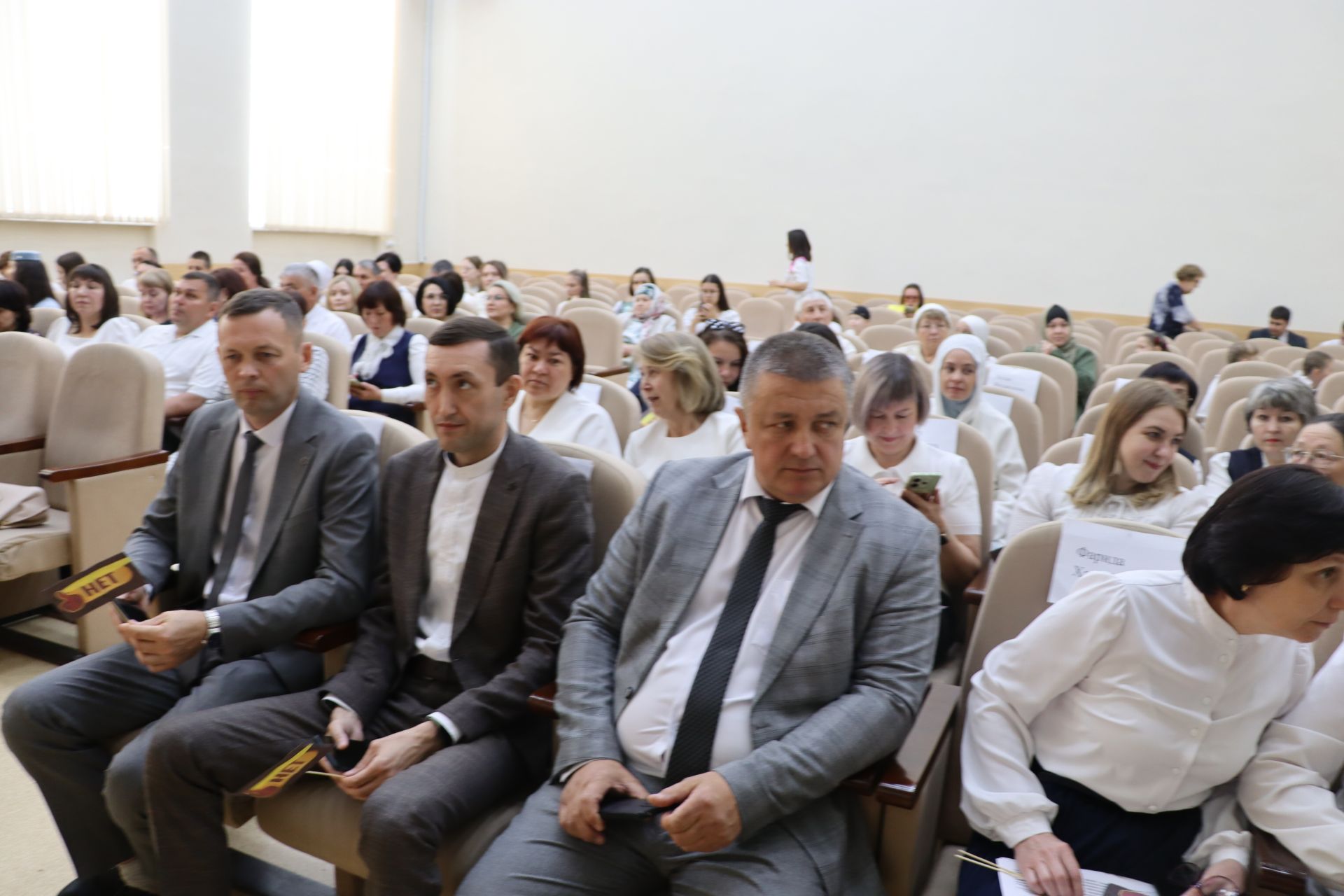 Хыяллар ак җилкән...