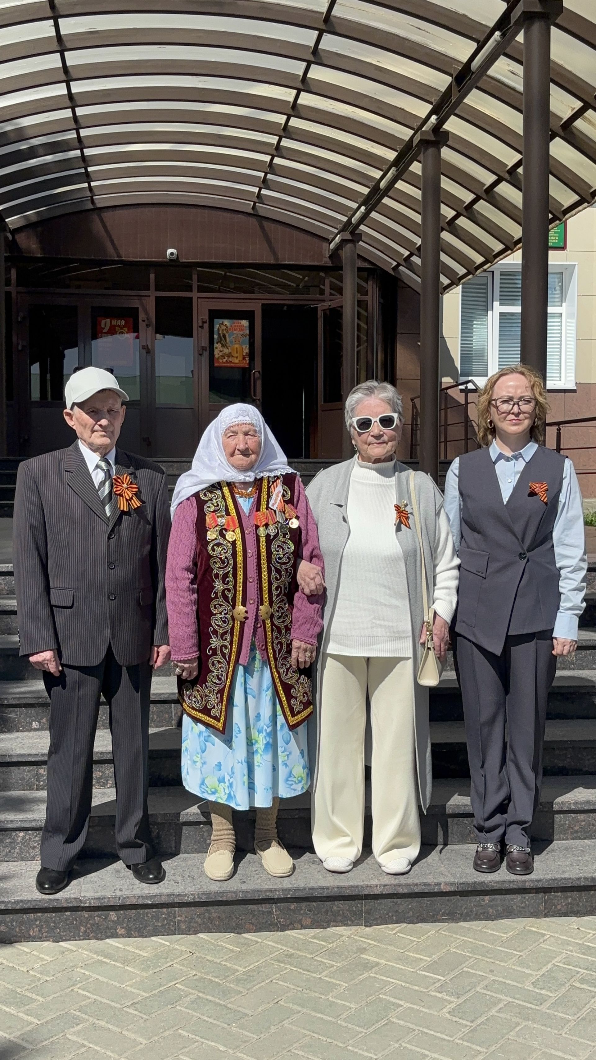 Район делегациясе  республикабыз Рәисе Рөстәм Миңнеханов белән очраша