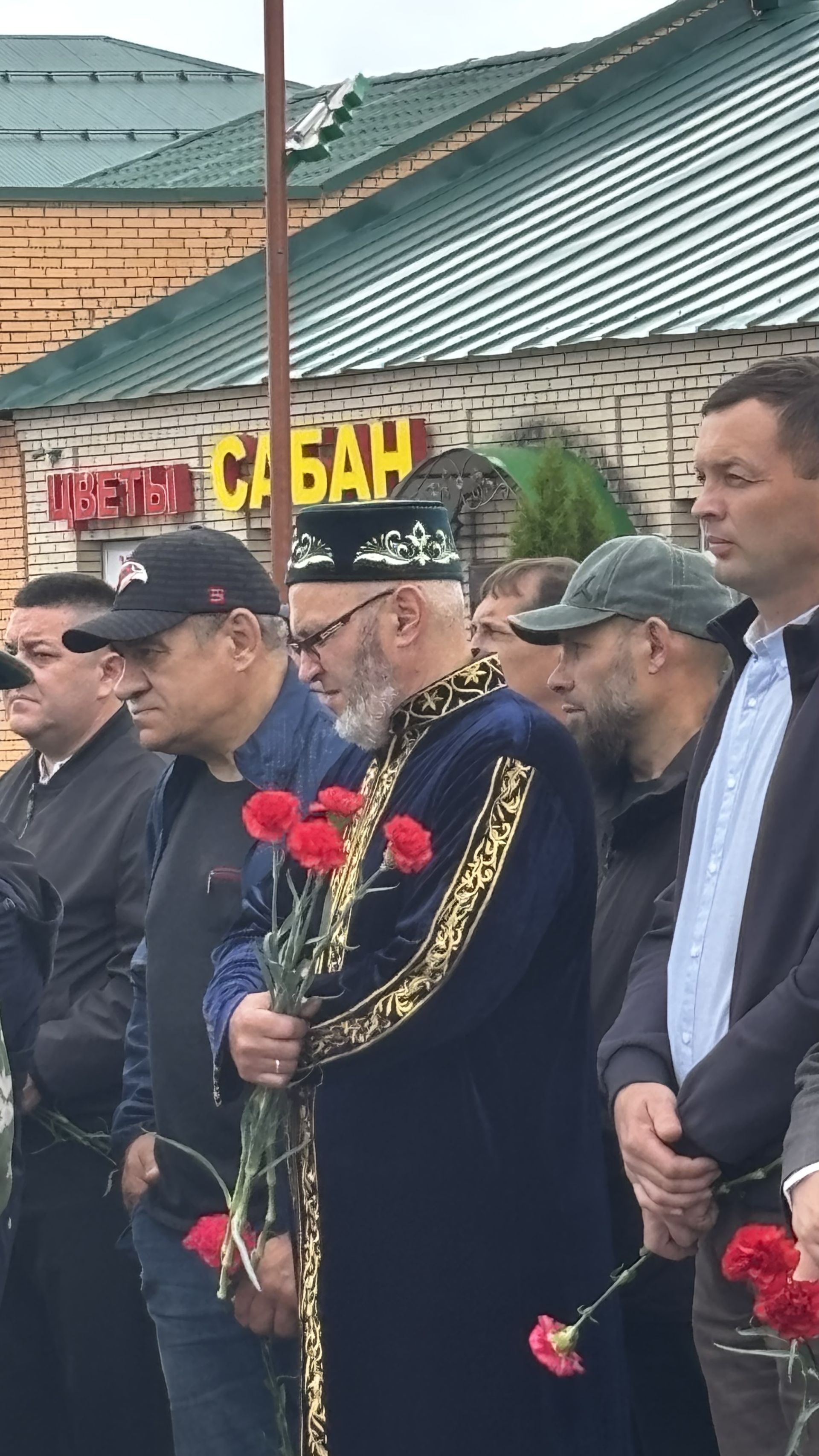 Кайгы һәм Хәтер көне  Һәлак булганнар истәлегенә лаеклы булыйк (фоторепортаж)