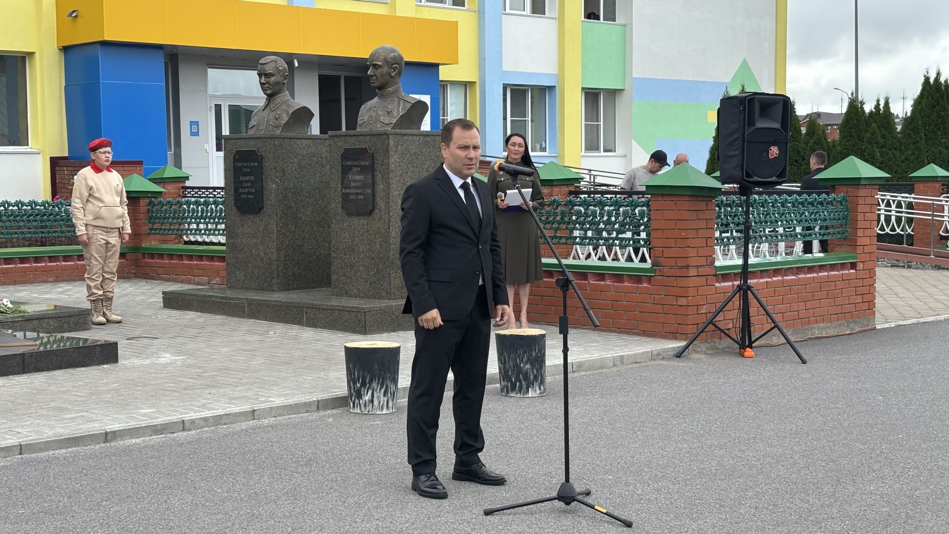 Кайгы һәм Хәтер көне  Һәлак булганнар истәлегенә лаеклы булыйк (фоторепортаж)