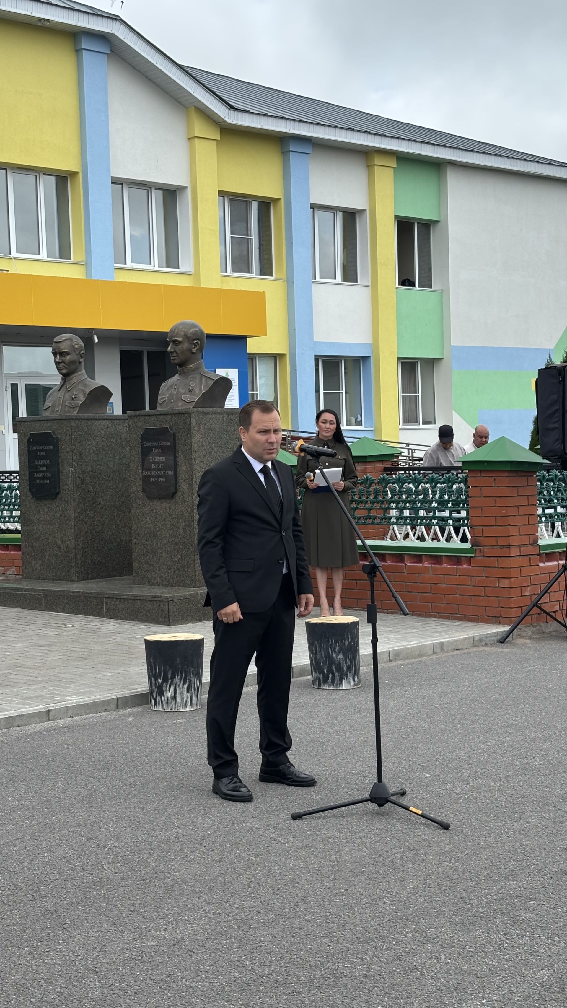 Кайгы һәм Хәтер көне  Һәлак булганнар истәлегенә лаеклы булыйк (фоторепортаж)