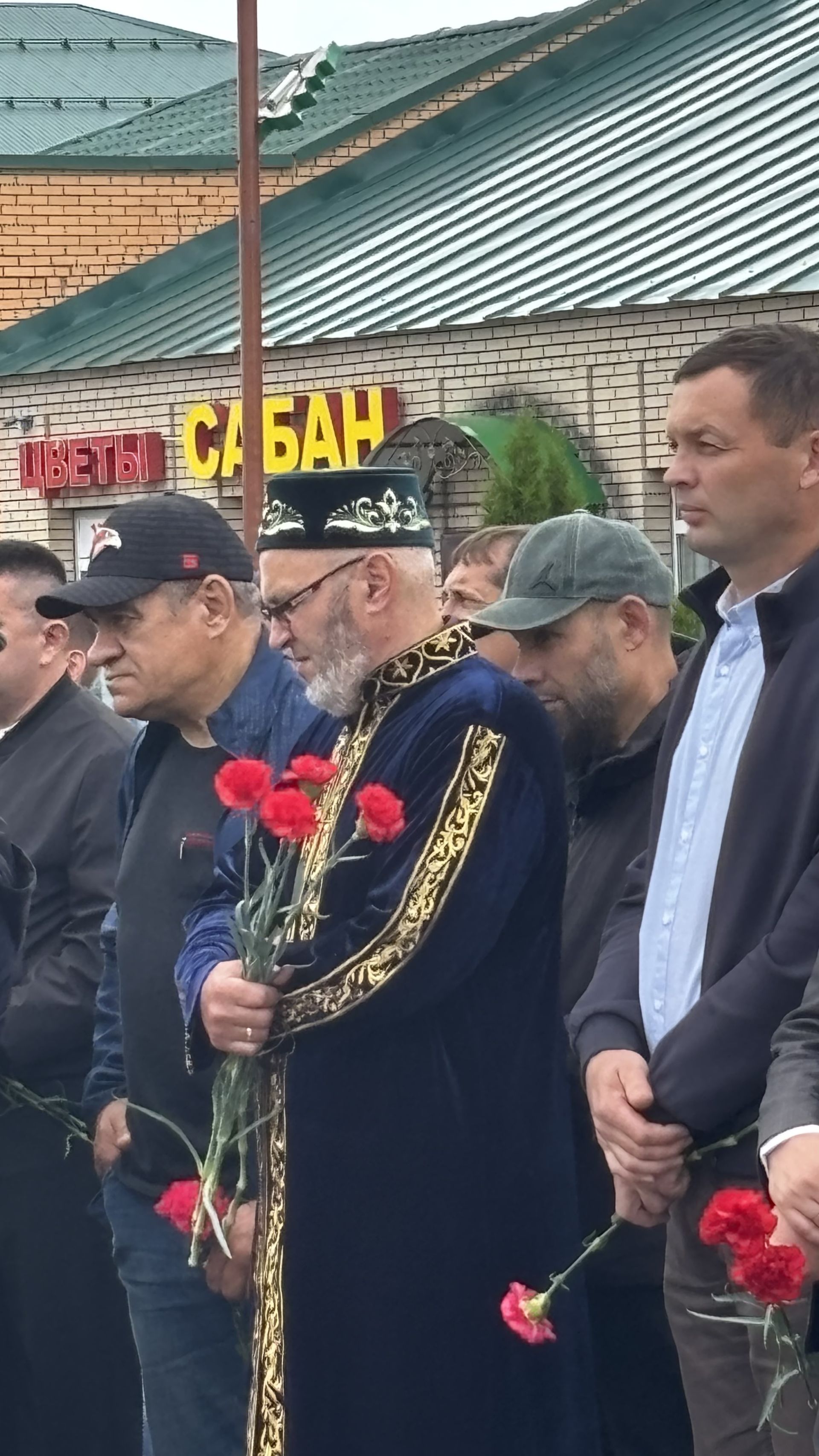 Кайгы һәм Хәтер көне  Һәлак булганнар истәлегенә лаеклы булыйк (фоторепортаж)