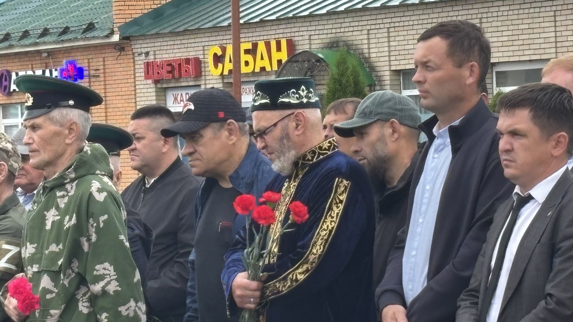 Кайгы һәм Хәтер көне  Һәлак булганнар истәлегенә лаеклы булыйк (фоторепортаж)