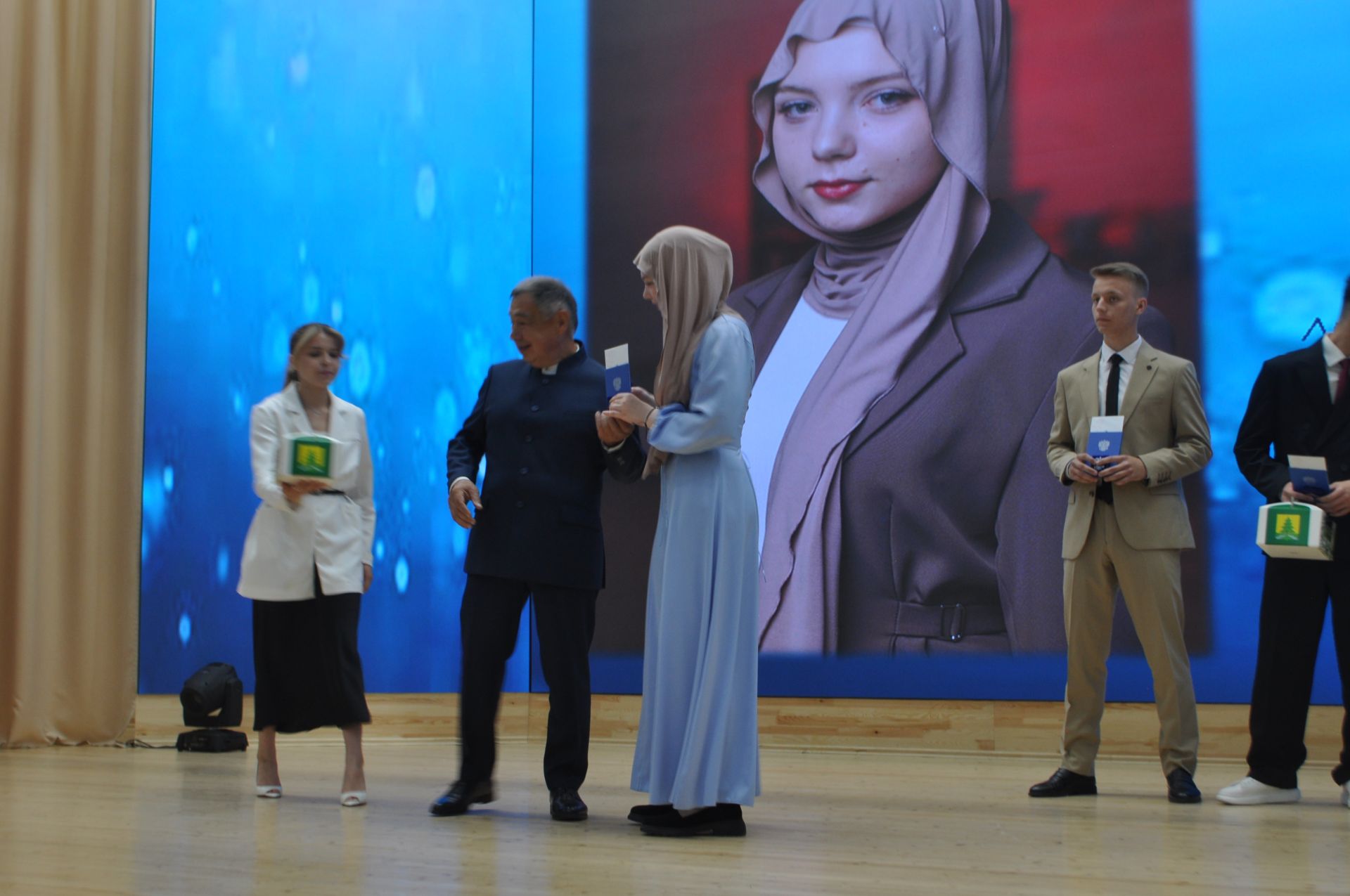 Районкүләм чыгарылыш кичәсе - 2026 /фотомизгелләр