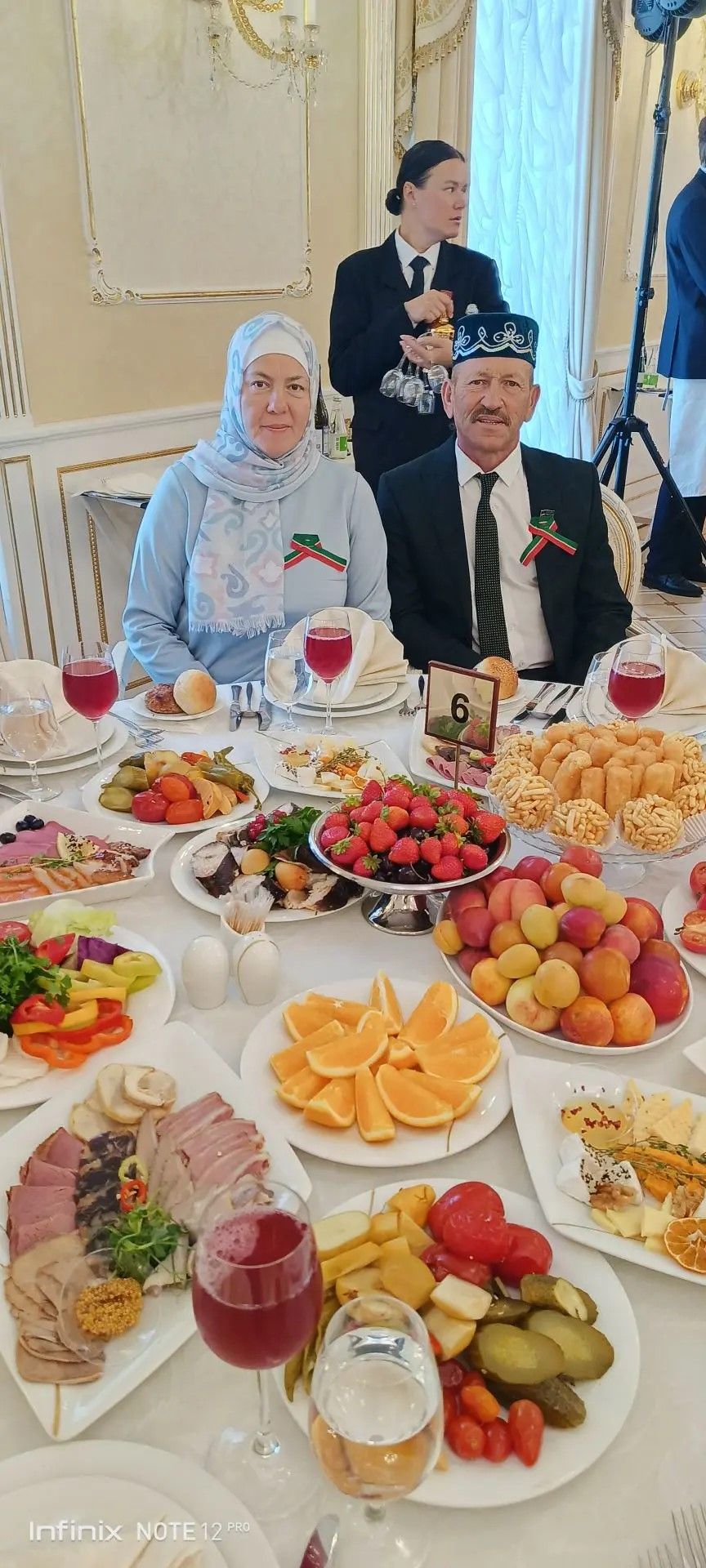 Йосыф Аланның Сәйфуллиннар гаиләсе Республика көне уңаеннан  узган тантаналы чарада катнашты