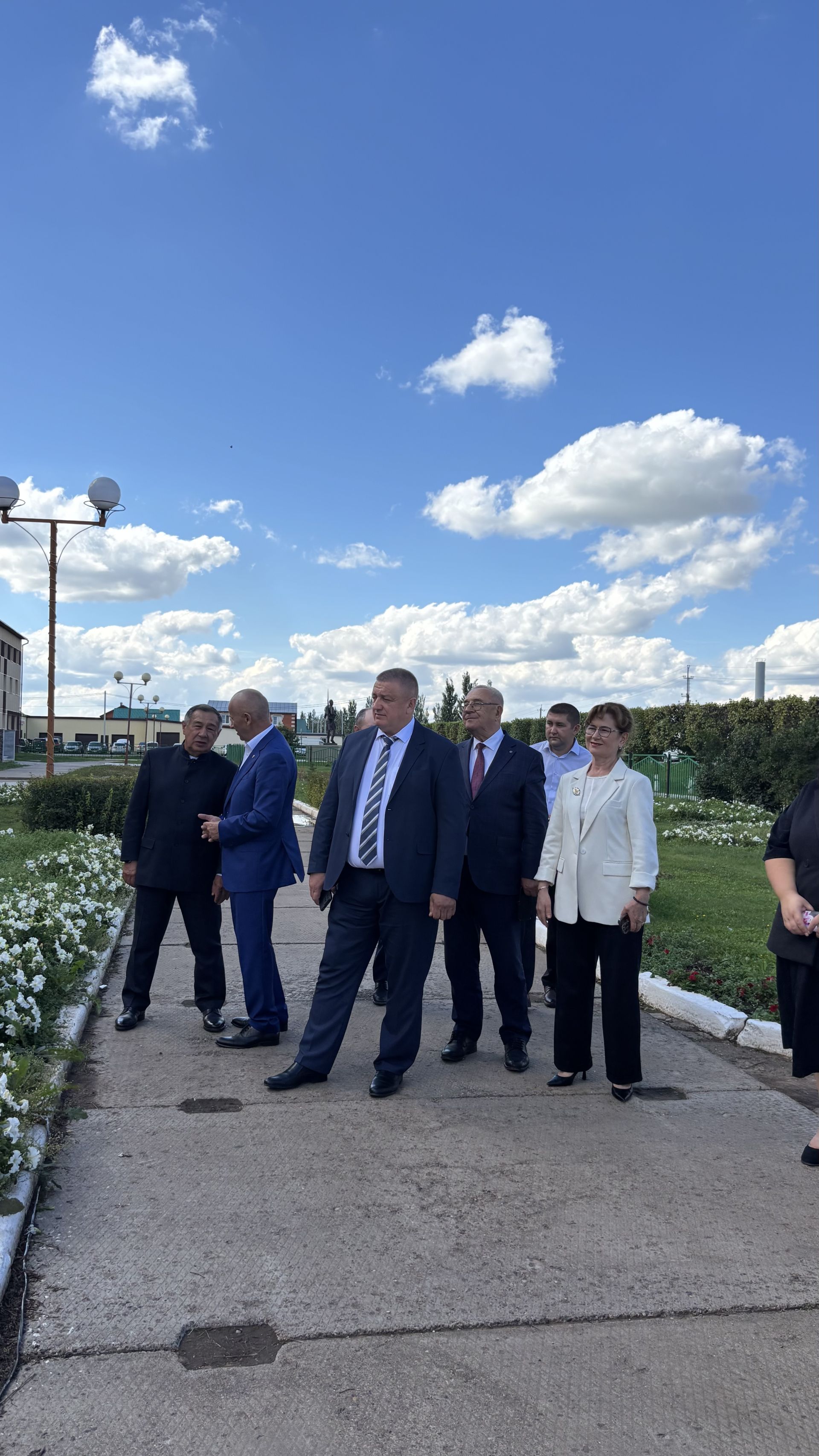 Барысы да балаларыбыз, киләчәгебез өчен