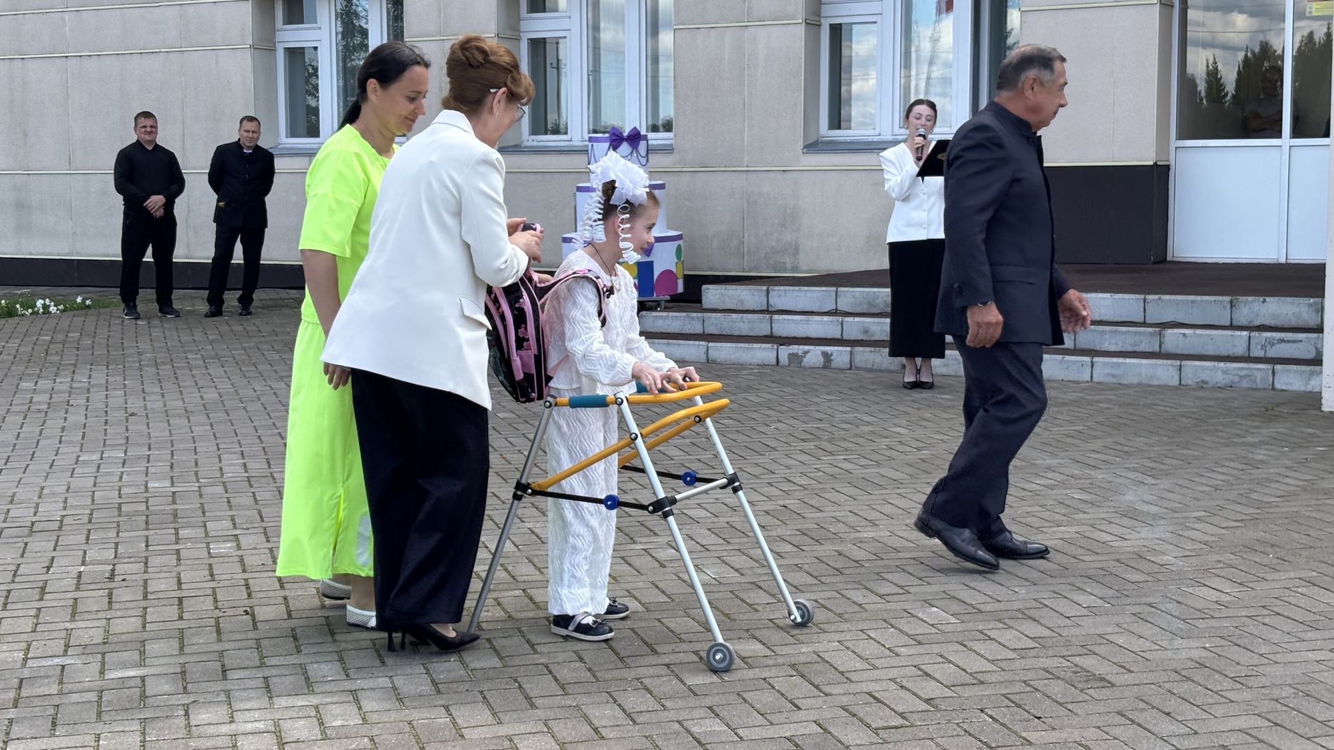 Барысы да балаларыбыз, киләчәгебез өчен