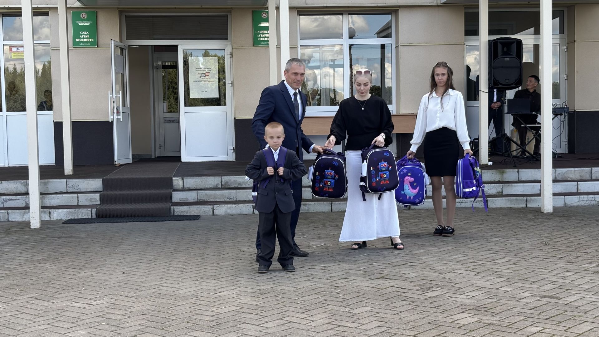 Барысы да балаларыбыз, киләчәгебез өчен