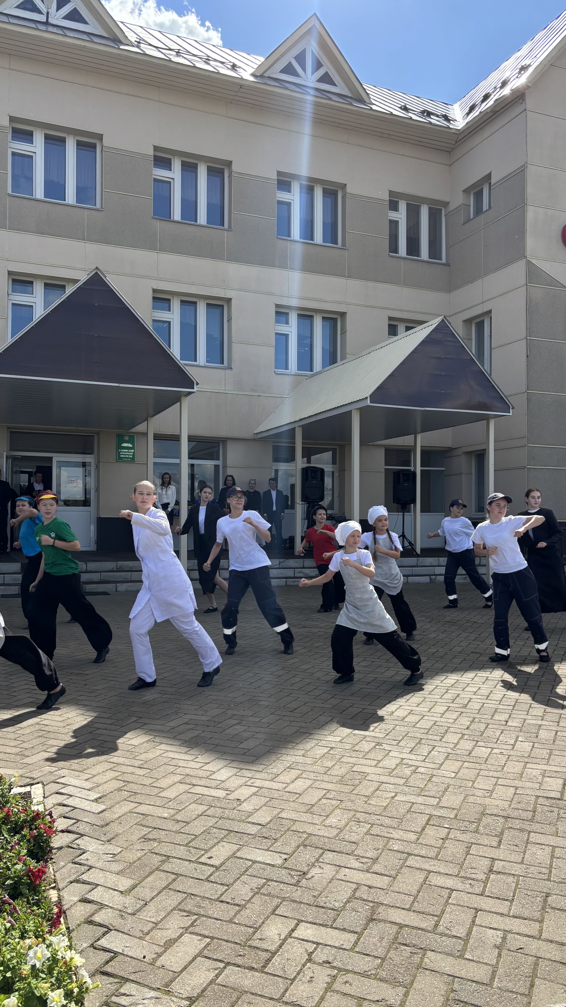 Барысы да балаларыбыз, киләчәгебез өчен