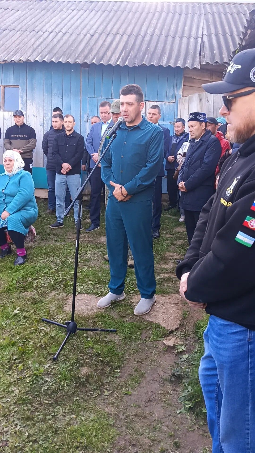 Олыяз авылында махсус хәрби операциядә һәлак булган Рүзәл Исламовны җирләделәр