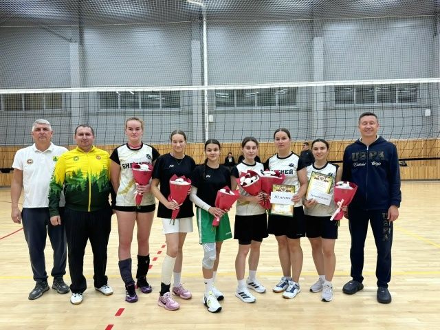 Сабада хатын-кыз командалары арасында волейбол буенча район чемпионаты тәмамланды
