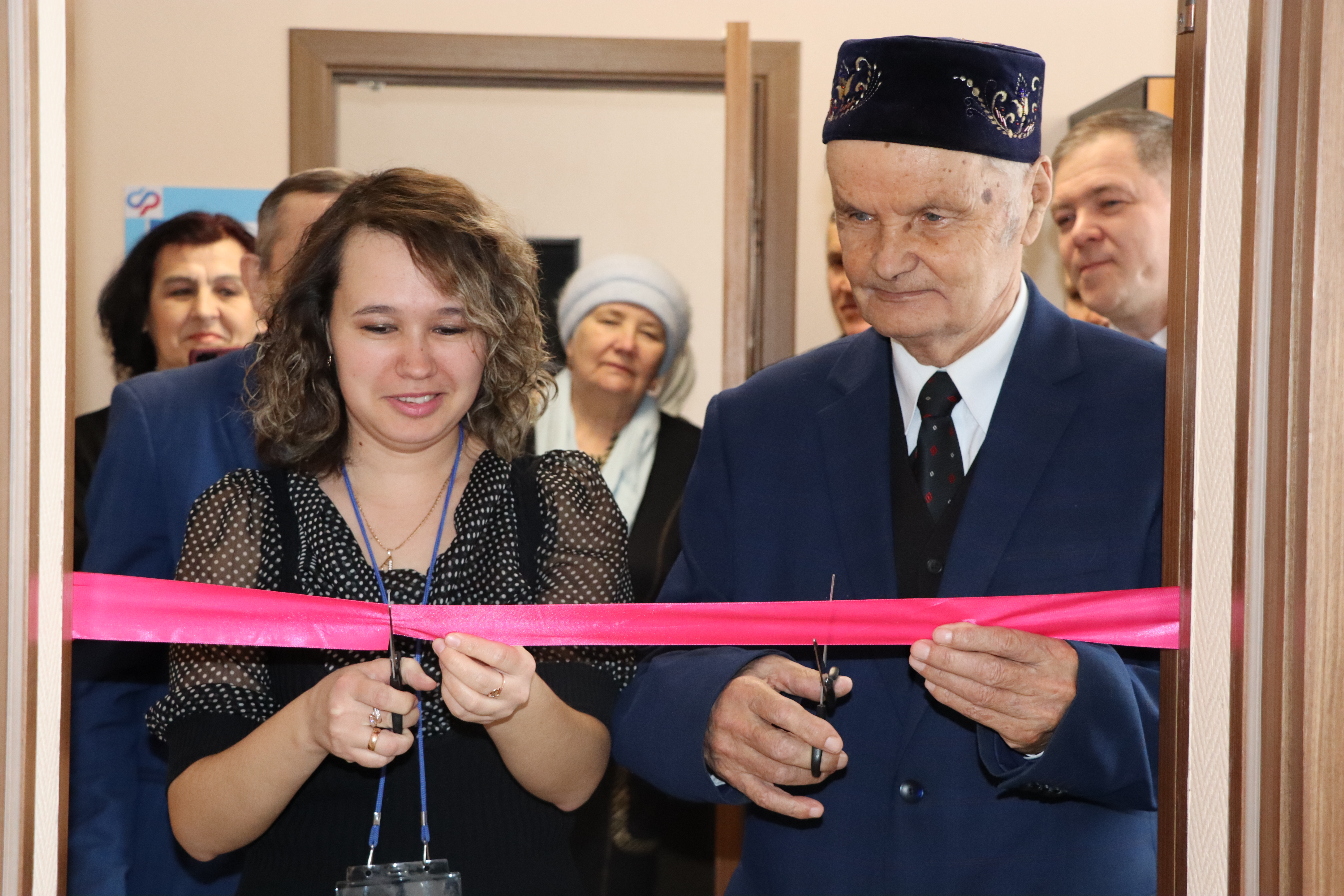 Сабада өлкән буын белән аралашу үзәге ачылды