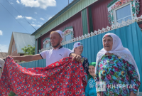 Көнләшеп үләрлек Шыңар авылында Сабантуйга бүләк җыю: «Менә кая кияүгә чыгарга кирәк!»