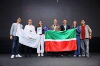 Игорь Комаров принял участие в закрытии финала нового общественного проекта ПФО «МолоТ» для работающей молодежи
