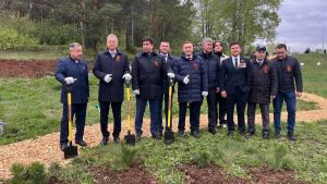 Бәйрәм көнне «Ямьле Саба» яр буенда 140 төп агач утыртылды