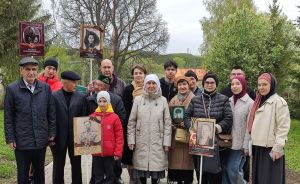 Юлбат авылында Җиңү бәйрәмендә батыр сугышчыларыбыз истәлегенә «Хәтер бакчасы»нда агачлар утырттылар