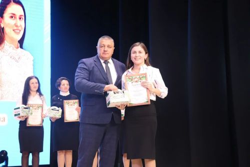 Саба мәдәният йортында Укытучылар көненә багышланган тантаналы чарадан фоторепортаж