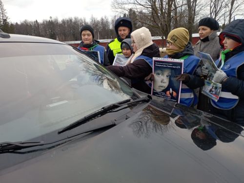 Шәмәрдәндә юл-транспорт һәлакәтләре корбаннарын искә алу көненә багышланган акция узды