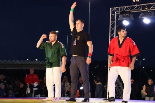 Миңгәрдә билбау  көрәше буенча дөнья чемпионатында  автомобиль Радик  Сәлаховка  бирелде