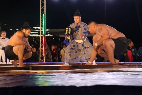 Миңгәрдә билбау  көрәше буенча дөнья чемпионатында  автомобиль Радик  Сәлаховка  бирелде