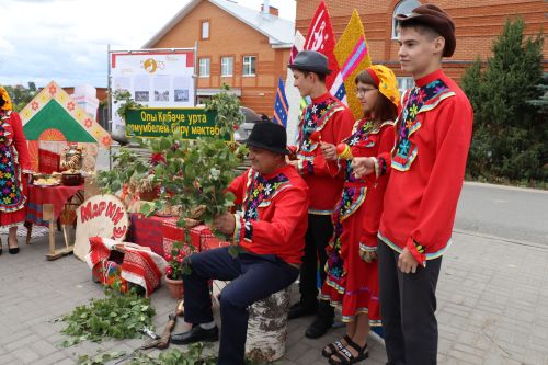 Мәгариф хезмәткәрләренең август киңәшмәсе