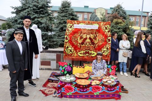 Мәгариф хезмәткәрләренең август киңәшмәсе