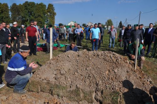 Районыбыз Шәмәрдән егете Руслан Исхаков белән хушлашты
