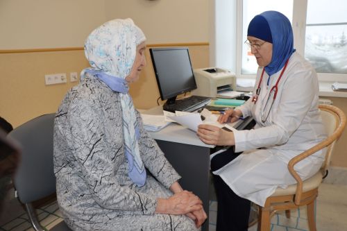 Табиб-гериатр Ләйлә Нурмөхәммәтова: “Өлкәннәребездә яшәү көче  артсын өчен тырышабыз”