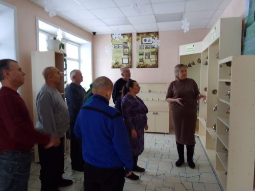 Өлкәннәрне «Кыңгырау» музеена алып бардылар